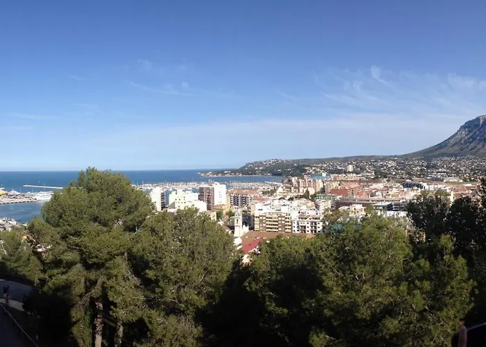 142 Aquamarinas F-14 *