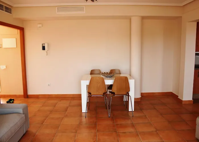 142 Aquamarinas F-14 *