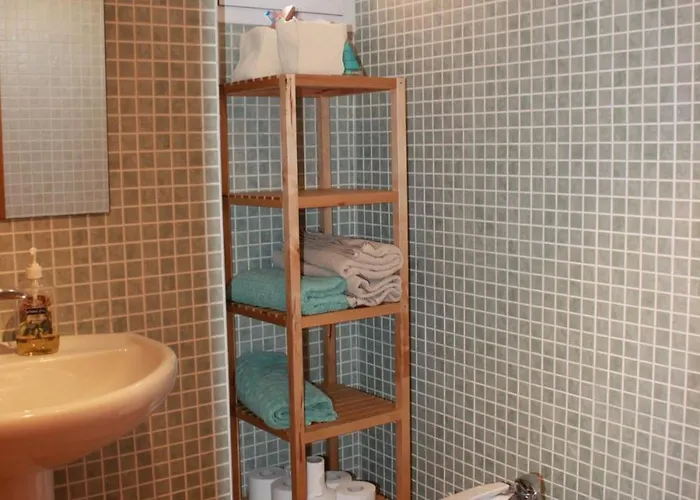 142 Aquamarinas F-14 아파트 *