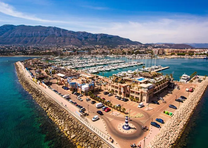 142 Aquamarinas F-14 데니아